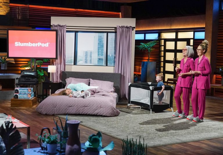 https://littlezsleep.com/wp-content/uploads/2020/01/katy-and-lou-slumberpod-on-shark-tank.jpeg