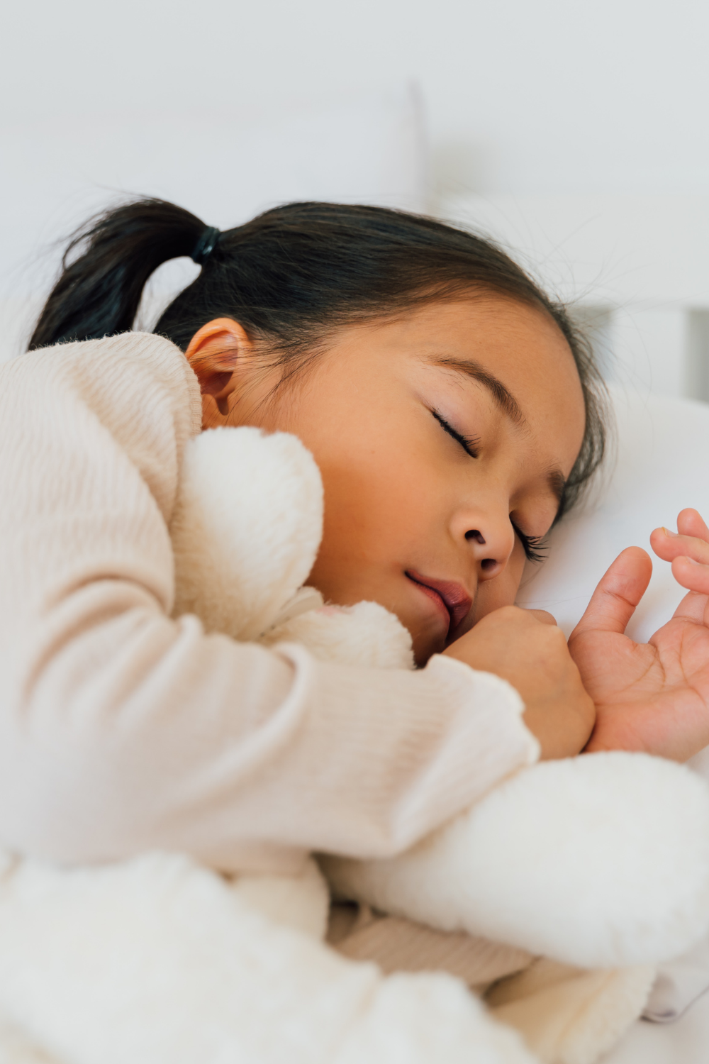 Easy tips to teach your child to sleep independently | Little Z Sleep