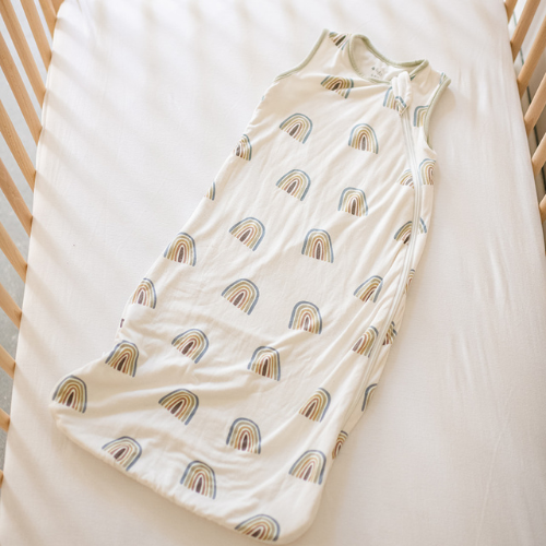 Are sleep sacks necessary for the littles? Here I give you a sleep sack guide for babies!